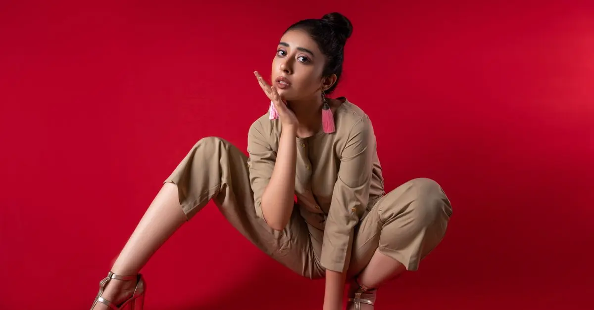 Understanding the Role of Social Media in Modelling