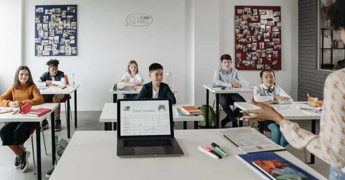 Comment choisir la bonne école de mannequinat pour vous